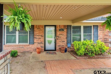 Welcome to your idyllic retreat nestled along the beautiful golf on Hide-A-Way Lake Golf Course in Texas - for sale on GolfHomes.com, golf home, golf lot