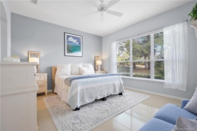 Charming Single-Family Home - This well-maintained 3-bedroom on Monarch Country Club in Florida - for sale on GolfHomes.com, golf home, golf lot