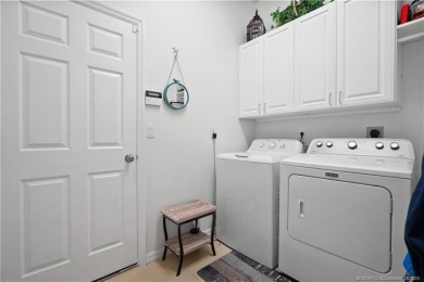 Charming Single-Family Home - This well-maintained 3-bedroom on Monarch Country Club in Florida - for sale on GolfHomes.com, golf home, golf lot
