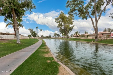 This spacious Sun Lakes move-in ready homeand has a wonderful on Cottonwood Country Club in Arizona - for sale on GolfHomes.com, golf home, golf lot