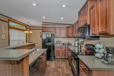 This very open and spacious 3 Bedroom, 2 Bath beach house is on Prestwick Country Club in South Carolina - for sale on GolfHomes.com, golf home, golf lot