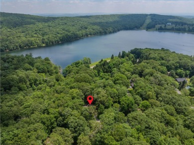 Welcome to 'Hearth and Soul', nestled within the gated mountain on Alpine Lake Resort in West Virginia - for sale on GolfHomes.com, golf home, golf lot