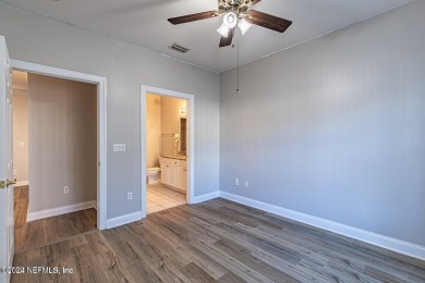 Welcome to this 1 bedroom, 1 full bath condo with a den/bonus on Slammer and Squire Golf Course in Florida - for sale on GolfHomes.com, golf home, golf lot