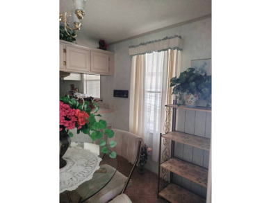 NO DAMAGES FROM HURRICANE!! MOVE IN READY!! Cash Only Sale! on Riverbend Golf and Country Club in Florida - for sale on GolfHomes.com, golf home, golf lot