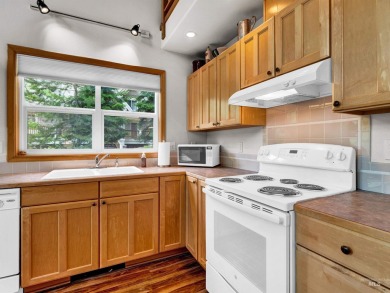 Discover the perfect mountain retreat in the coveted Spring on McCall Municipal Golf Course in Idaho - for sale on GolfHomes.com, golf home, golf lot