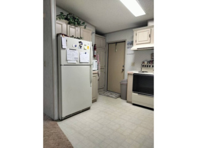 NO DAMAGES FROM HURRICANE!! MOVE IN READY!! Cash Only Sale! on Riverbend Golf and Country Club in Florida - for sale on GolfHomes.com, golf home, golf lot