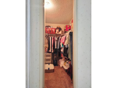 NO DAMAGES FROM HURRICANE!! MOVE IN READY!! Cash Only Sale! on Riverbend Golf and Country Club in Florida - for sale on GolfHomes.com, golf home, golf lot