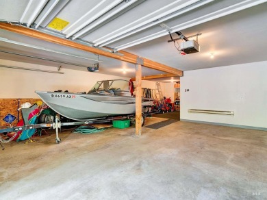 Discover the perfect mountain retreat in the coveted Spring on McCall Municipal Golf Course in Idaho - for sale on GolfHomes.com, golf home, golf lot