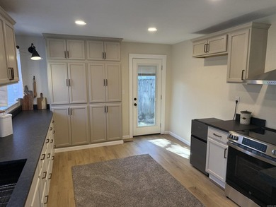 *Includes 1200 square foot shop*  Seeking a serene home? Golf on The Greens At North Hills Country Club in Arkansas - for sale on GolfHomes.com, golf home, golf lot