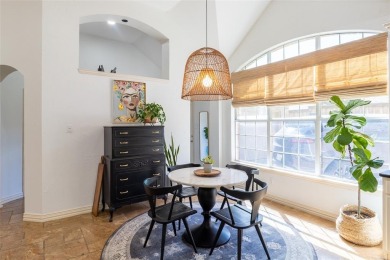 *Charming Single-Story Home in the heart of the Castle Hills on The Lakes at Castle Hill Golf Club in Texas - for sale on GolfHomes.com, golf home, golf lot