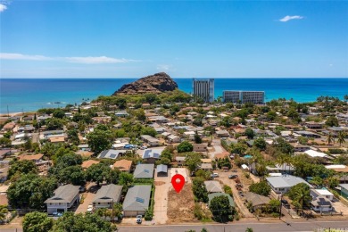 Special for contractor! Land has a building permit already on Makaha Valley Country Club in Hawaii - for sale on GolfHomes.com, golf home, golf lot