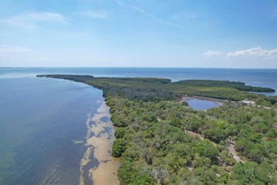 Make this delightful Bay Estates North 2/2 villa your private on Terra Ceia Golf and Country Club in Florida - for sale on GolfHomes.com, golf home, golf lot