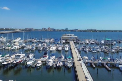 Make this delightful Bay Estates North 2/2 villa your private on Terra Ceia Golf and Country Club in Florida - for sale on GolfHomes.com, golf home, golf lot