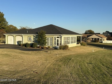 Beautiful home on 15th hole at Wynridge Golf Course! Very open on WynRidge Greens in Tennessee - for sale on GolfHomes.com, golf home, golf lot