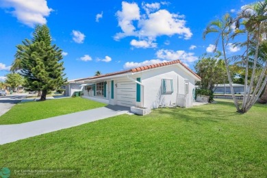 Beautiful 2 bed, 1 bath, garage corner lot with pleasant, quaint on Woodlands Country Club in Florida - for sale on GolfHomes.com, golf home, golf lot
