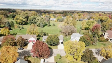 This well-appointed single-level rambler, built in 1989 and on Valley Golf Course in Minnesota - for sale on GolfHomes.com, golf home, golf lot
