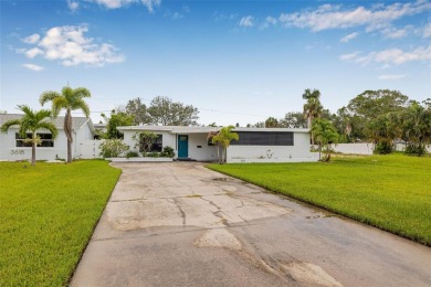 Exceptional Redevelopment Opportunity on Bayshore Blvd NE!! on The Renaisssance Vinoy Golf Club in Florida - for sale on GolfHomes.com, golf home, golf lot