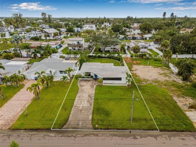 Exceptional Redevelopment Opportunity on Bayshore Blvd NE!! on The Renaisssance Vinoy Golf Club in Florida - for sale on GolfHomes.com, golf home, golf lot