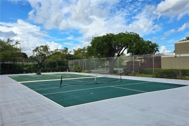 Fabulous Opportunity: charming one-story corner townhome in on Pembroke Lakes Golf Club in Florida - for sale on GolfHomes.com, golf home, golf lot