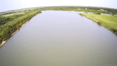 Build your dream home on this large 1.4 acre lot in Waterside II on Mallard Cove Golf Course in Louisiana - for sale on GolfHomes.com, golf home, golf lot