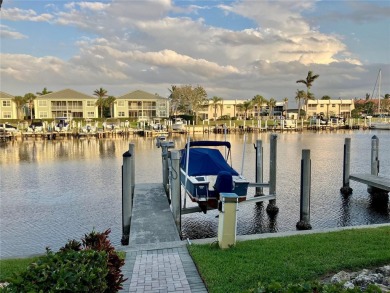 A BOATER'S LIFE COULD BE YOUR DREAM COME TRUE IN THIS BEAUTIFUL on Saint Andrews South Golf Club in Florida - for sale on GolfHomes.com, golf home, golf lot