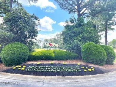 Adorable home maintained for years by the original owner on Meadowlands Golf Club in North Carolina - for sale on GolfHomes.com, golf home, golf lot