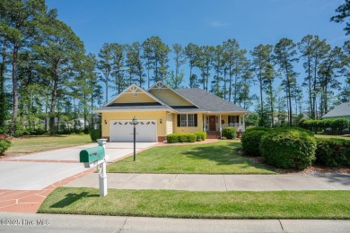 Adorable home maintained for years by the original owner on Meadowlands Golf Club in North Carolina - for sale on GolfHomes.com, golf home, golf lot