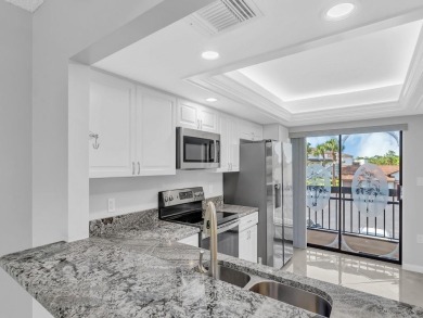 Discover your dream condo at Meadowood Golf & Tennis Club! This on Meadowood Golf and Tennis Club in Florida - for sale on GolfHomes.com, golf home, golf lot
