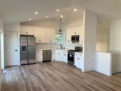 New Construction Neufairfield duplex now available under on Woodruff Golf Course in Illinois - for sale on GolfHomes.com, golf home, golf lot