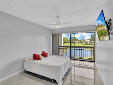 Discover your dream condo at Meadowood Golf & Tennis Club! This on Meadowood Golf and Tennis Club in Florida - for sale on GolfHomes.com, golf home, golf lot