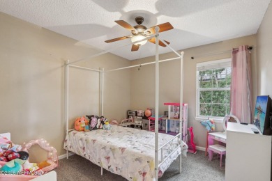 Updated POOL home in the gated community of Orange Park Country on Country Club of Orange Park in Florida - for sale on GolfHomes.com, golf home, golf lot
