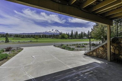 Discover your dream retreat in this delightful 3 bedroom, 2.5 on Lake Shastina Golf Course in California - for sale on GolfHomes.com, golf home, golf lot