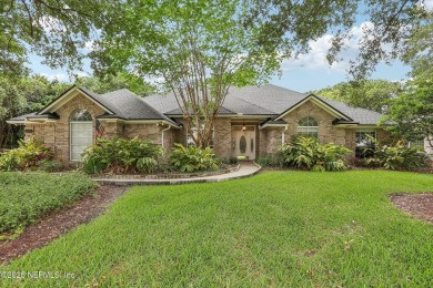 Updated POOL home in the gated community of Orange Park Country on Country Club of Orange Park in Florida - for sale on GolfHomes.com, golf home, golf lot