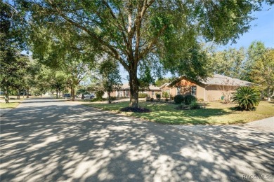 Single Family Home in Brentwood of Citrus Hills. This lovely on Brentwood Farms Golf Club in Florida - for sale on GolfHomes.com, golf home, golf lot