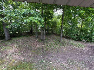 Kentucky Lake area 2bedroom/1bath fully furnished mobile home on Tennessean Golf Club in Tennessee - for sale on GolfHomes.com, golf home, golf lot