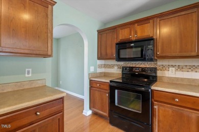 Charming 3BR/2.5BA townhome in an unbeatable Raleigh location! on Hedingham Golf and Athletic Club in North Carolina - for sale on GolfHomes.com, golf home, golf lot