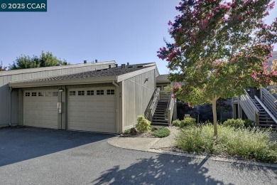 Treasured Rossmoor condo - comfort views  lifestyle! This on Rossmoor Golf Course in California - for sale on GolfHomes.com, golf home, golf lot