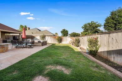 MOVE IN READY!! This beauty offers easy maintenance front and on Club at Mission Dorado in Texas - for sale on GolfHomes.com, golf home, golf lot