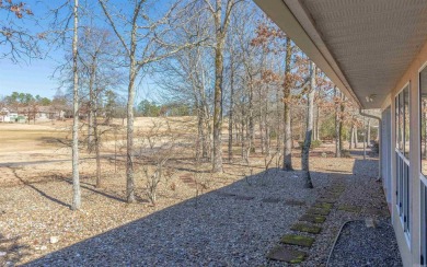 SPACIOUS AND COZY, this home is perfect for your personal oasis on Coronado Golf Course in Arkansas - for sale on GolfHomes.com, golf home, golf lot