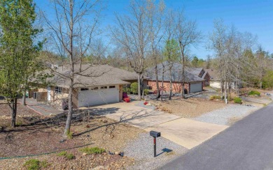 SPACIOUS AND COZY, this home is perfect for your personal oasis on Coronado Golf Course in Arkansas - for sale on GolfHomes.com, golf home, golf lot