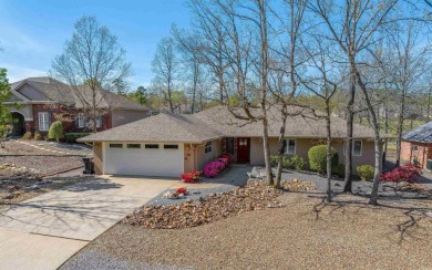 SPACIOUS AND COZY, this home is perfect for your personal oasis on Coronado Golf Course in Arkansas - for sale on GolfHomes.com, golf home, golf lot