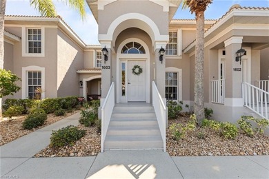 SHOWSTOPPER!!! Absolute WOW FACTOR!! Refined luxury and on Colonial Country Club in Florida - for sale on GolfHomes.com, golf home, golf lot