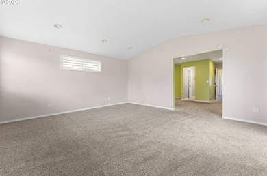 Rare opportunity to own a single-level home on the 18th hole of on  in Oregon - for sale on GolfHomes.com, golf home, golf lot