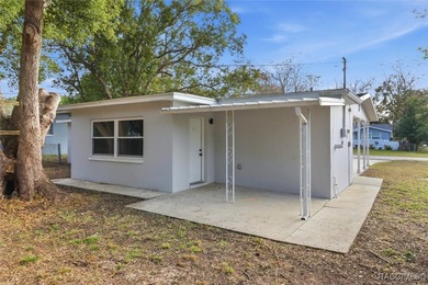 Welcome to this beautifully renovated 3-bedroom, 2-bath home on Brentwood Farms Golf Club in Florida - for sale on GolfHomes.com, golf home, golf lot