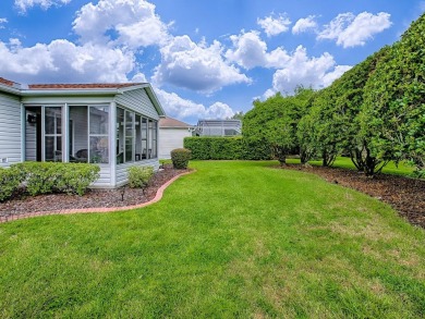 BOND PAID!  ROOM FOR A POOL!  This Meticulously Maintained 3/2 on The Links of Spruce Creek in Florida - for sale on GolfHomes.com, golf home, golf lot
