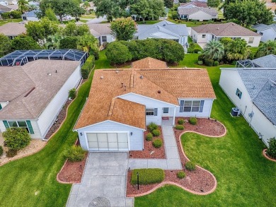 BOND PAID!  ROOM FOR A POOL!  This Meticulously Maintained 3/2 on The Links of Spruce Creek in Florida - for sale on GolfHomes.com, golf home, golf lot