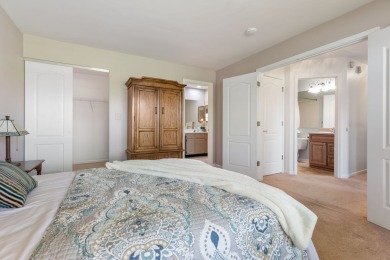 RARE & AMAZING RANCH TOWNHOME OVERLOOKING SPECTACULAR VIEWS OF on Glendale Lakes Golf Club in Illinois - for sale on GolfHomes.com, golf home, golf lot