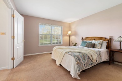 RARE & AMAZING RANCH TOWNHOME OVERLOOKING SPECTACULAR VIEWS OF on Glendale Lakes Golf Club in Illinois - for sale on GolfHomes.com, golf home, golf lot