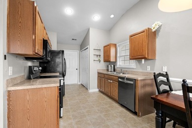 Welcome to this charming 3-bedroom, 2-bath home with a spacious on Arrowhead Country Club in South Carolina - for sale on GolfHomes.com, golf home, golf lot