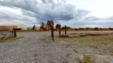 VIEWS and lots of room.  This lovely home has so much space with on Silver City Golf Course in New Mexico - for sale on GolfHomes.com, golf home, golf lot